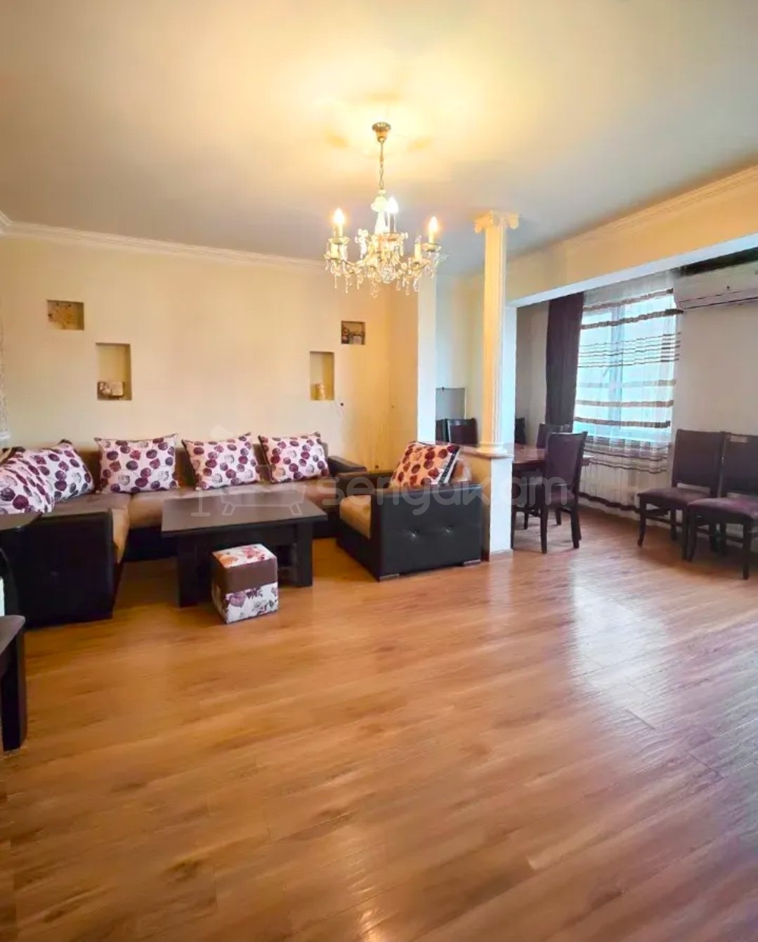 3 Սենյականոց Բնակարան, 80քմ, 8/9 հարկ, Նորմալ Վիճակում, Կահավորված, Արևկող