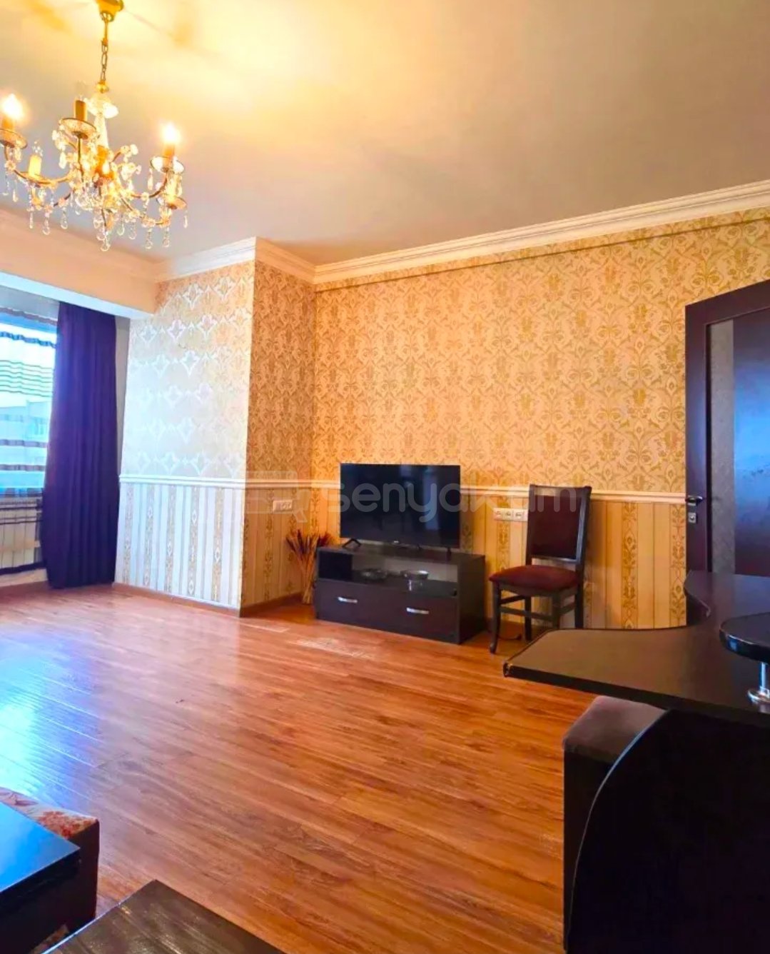 3 Սենյականոց Բնակարան, 80քմ, 8/9 հարկ, Նորմալ Վիճակում, Կահավորված, Արևկող