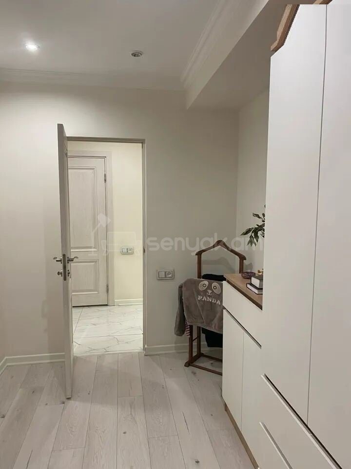 3 Սենյականոց Բնակարան, 100քմ, 9/16 հարկ, Կապիտալ Վերանորոգված