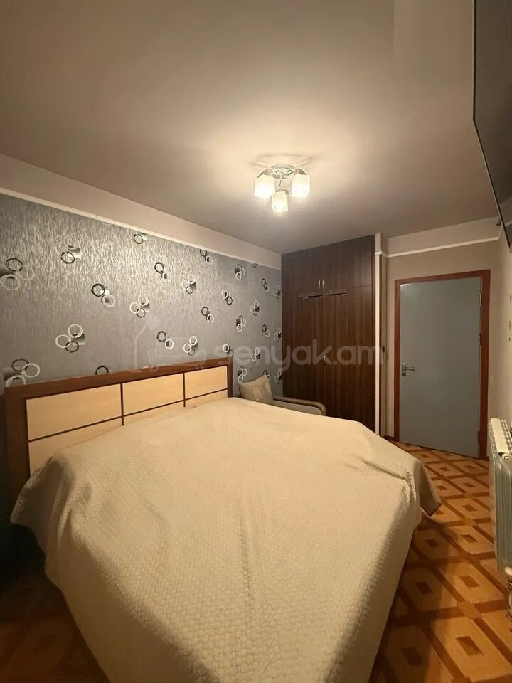 3 Սենյականոց Բնակարան Քարե Շենքում, 64քմ, 5/5 հարկ, Կապիտալ Վերանորոգված