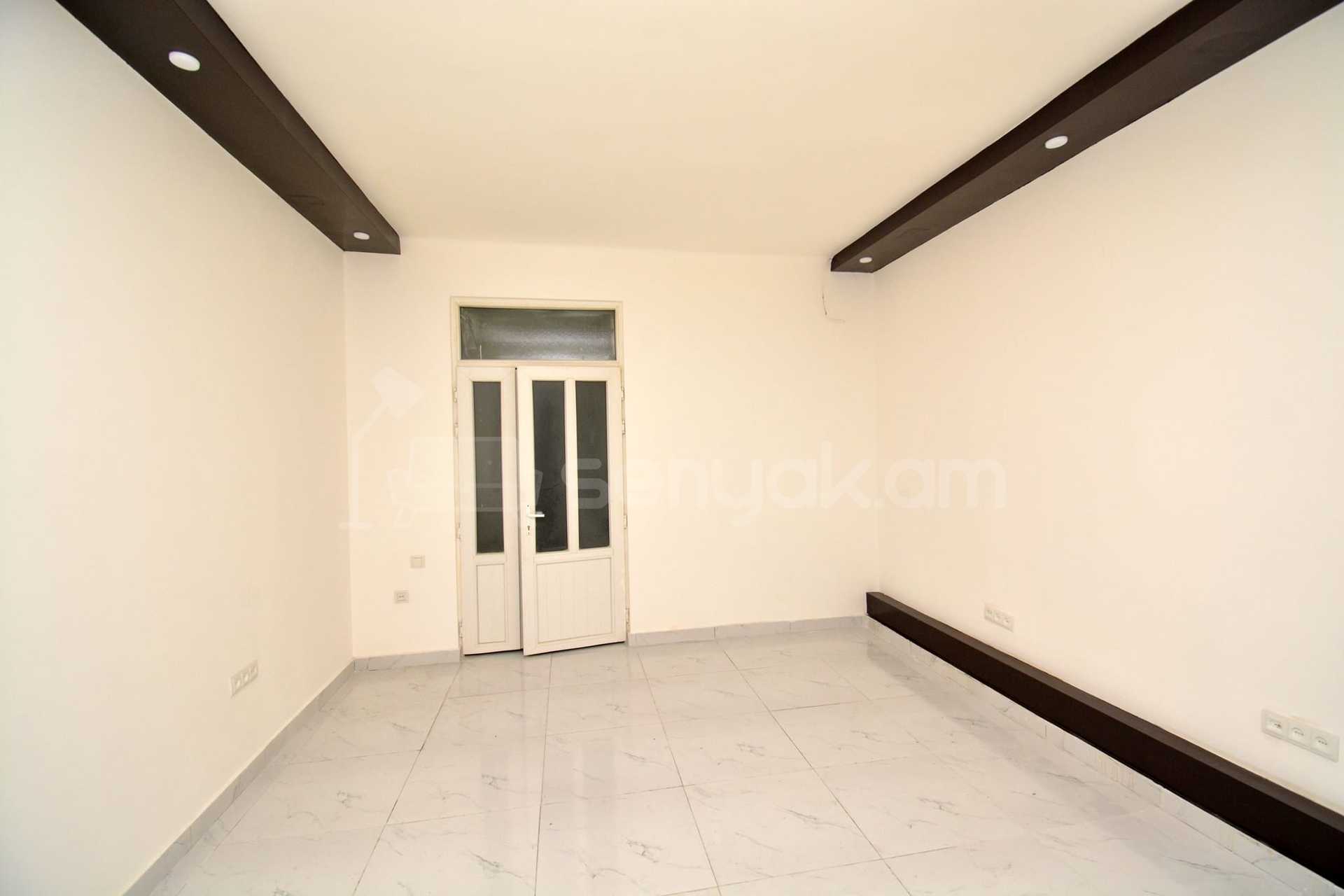 Առևտրի Տարածք, 86քմ, Կապիտալ Վերանորոգված