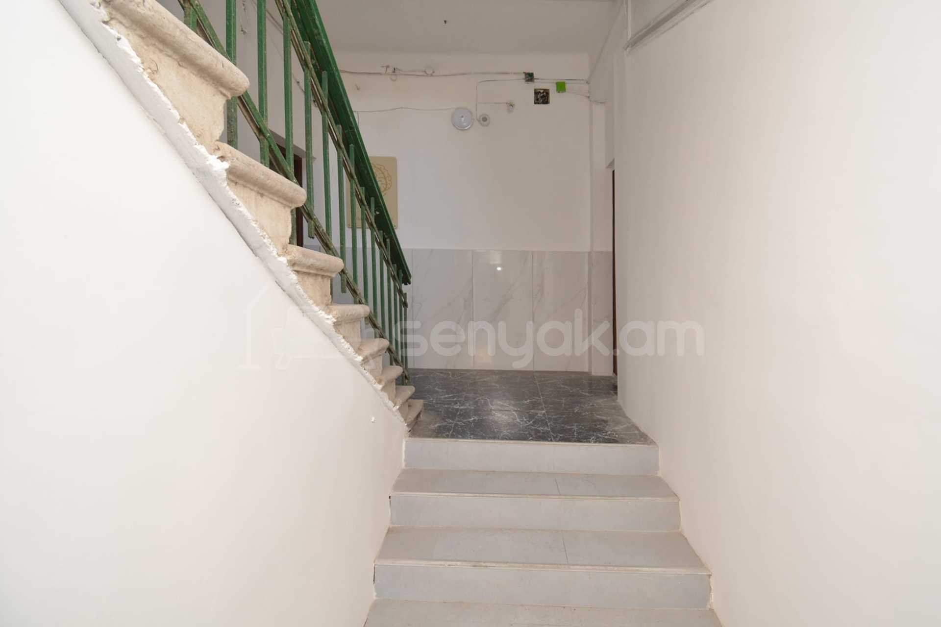 Առևտրի Տարածք, 86քմ, Կապիտալ Վերանորոգված