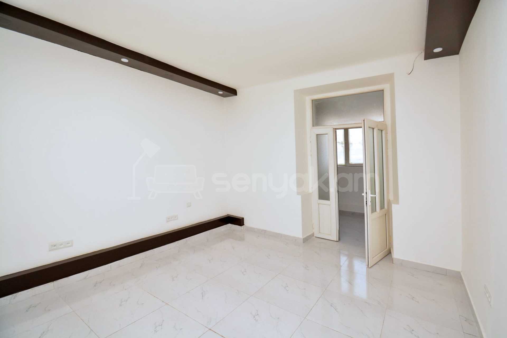 Առևտրի Տարածք, 86քմ, Կապիտալ Վերանորոգված