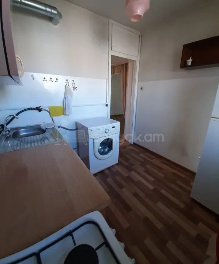 2 Սենյականոց Բնակարան, 51քմ, 5/5 հարկ, Կոսմետիկ Վերանորոգված