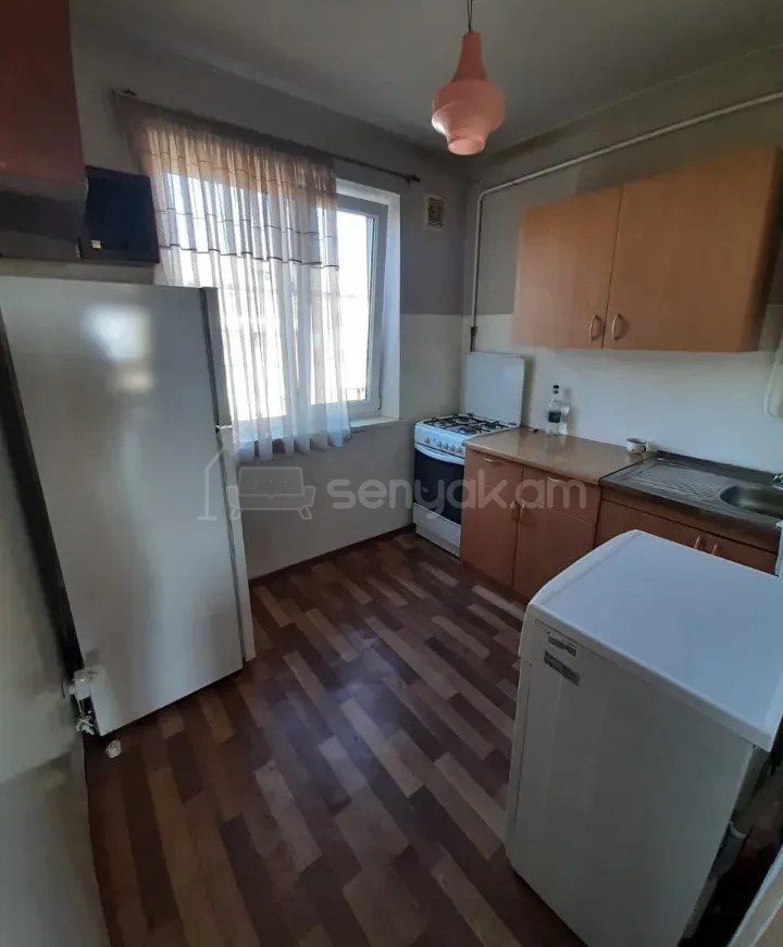 2 Սենյականոց Բնակարան, 51քմ, 5/5 հարկ, Կոսմետիկ Վերանորոգված