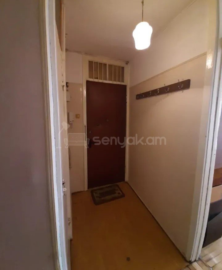 2 Սենյականոց Բնակարան, 51քմ, 5/5 հարկ, Կոսմետիկ Վերանորոգված