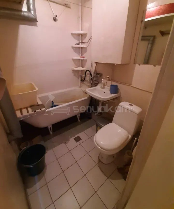 2 Սենյականոց Բնակարան, 51քմ, 5/5 հարկ, Կոսմետիկ Վերանորոգված