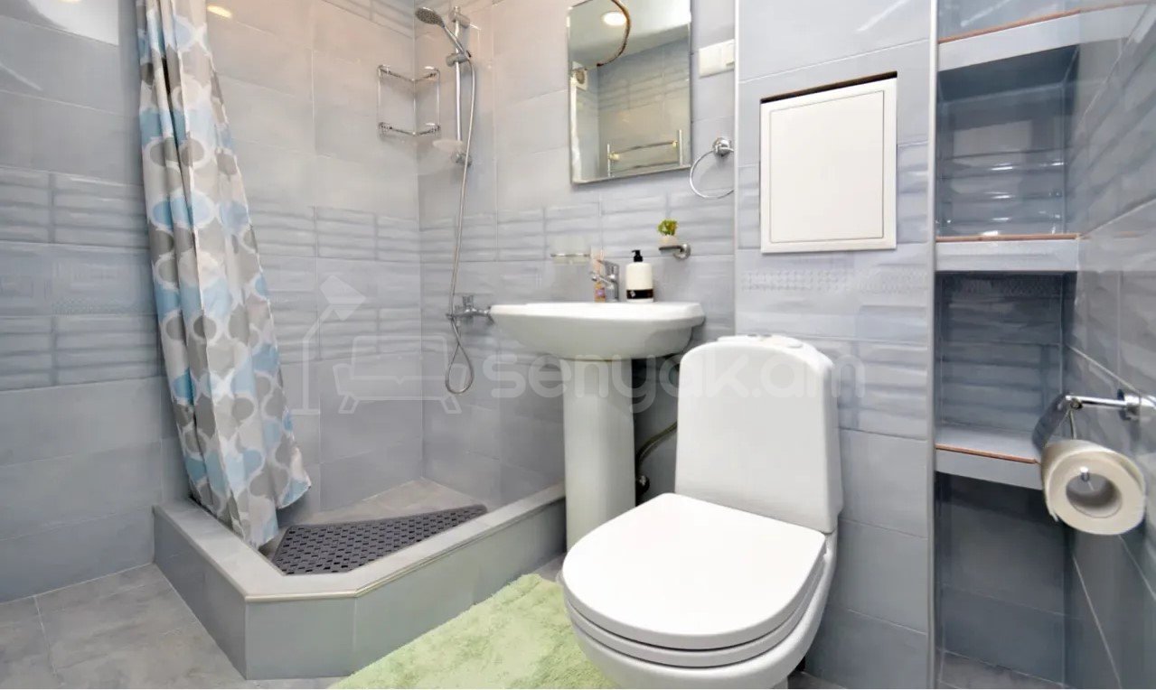 2 Սենյականոց Բնակարան Քարե Շենքում, 50քմ, 2/4 հարկ, Կապիտալ Վերանորոգված