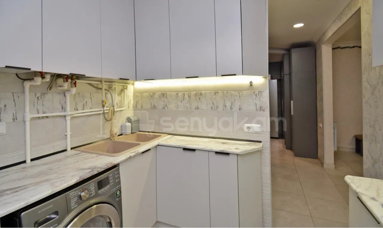 2 Սենյականոց Բնակարան Քարե Շենքում, 50քմ, 2/4 հարկ, Կապիտալ Վերանորոգված