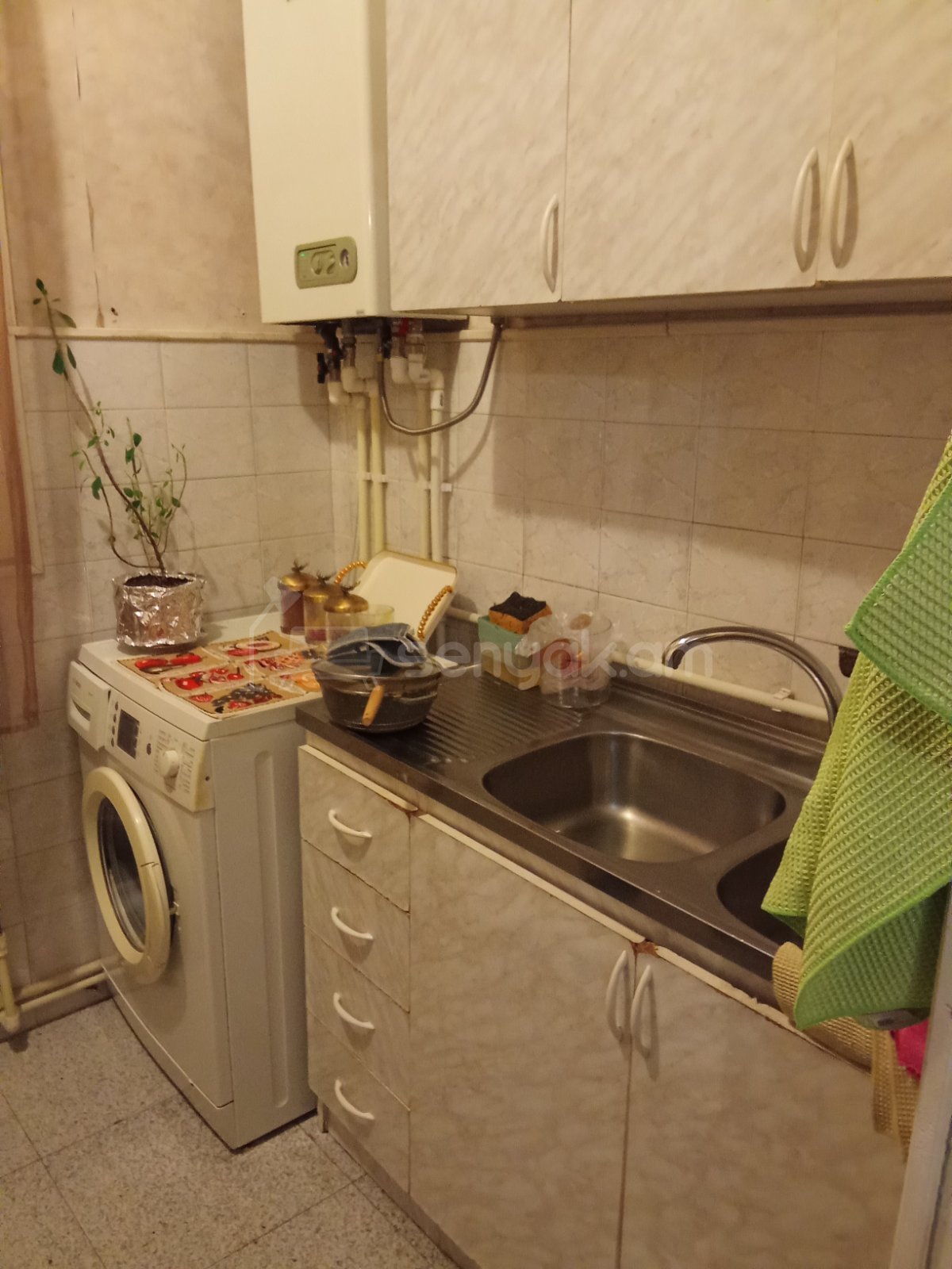 2 Սենյականոց Բնակարան, 52քմ, 5/9 հարկ, Նորմալ Վիճակում, Կահավորված