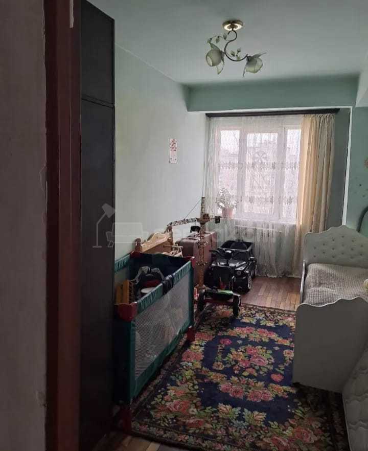 4 Սենյականոց Բնակարան, 83քմ, 13/14 հարկ, Նորմալ Վիճակում