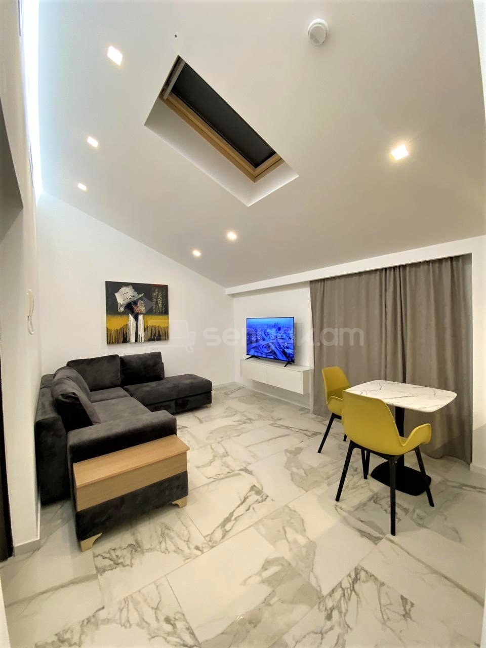 2 Սենյականոց Բնակարան Նորակառույցում, 40քմ, 3/3 հարկ, Կապիտալ Վերանորոգված, Կահավորված