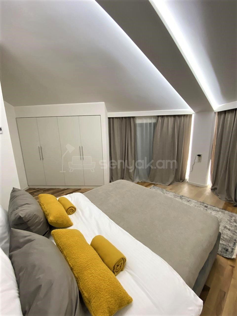 2 Սենյականոց Բնակարան Նորակառույցում, 40քմ, 3/3 հարկ, Կապիտալ Վերանորոգված, Կահավորված