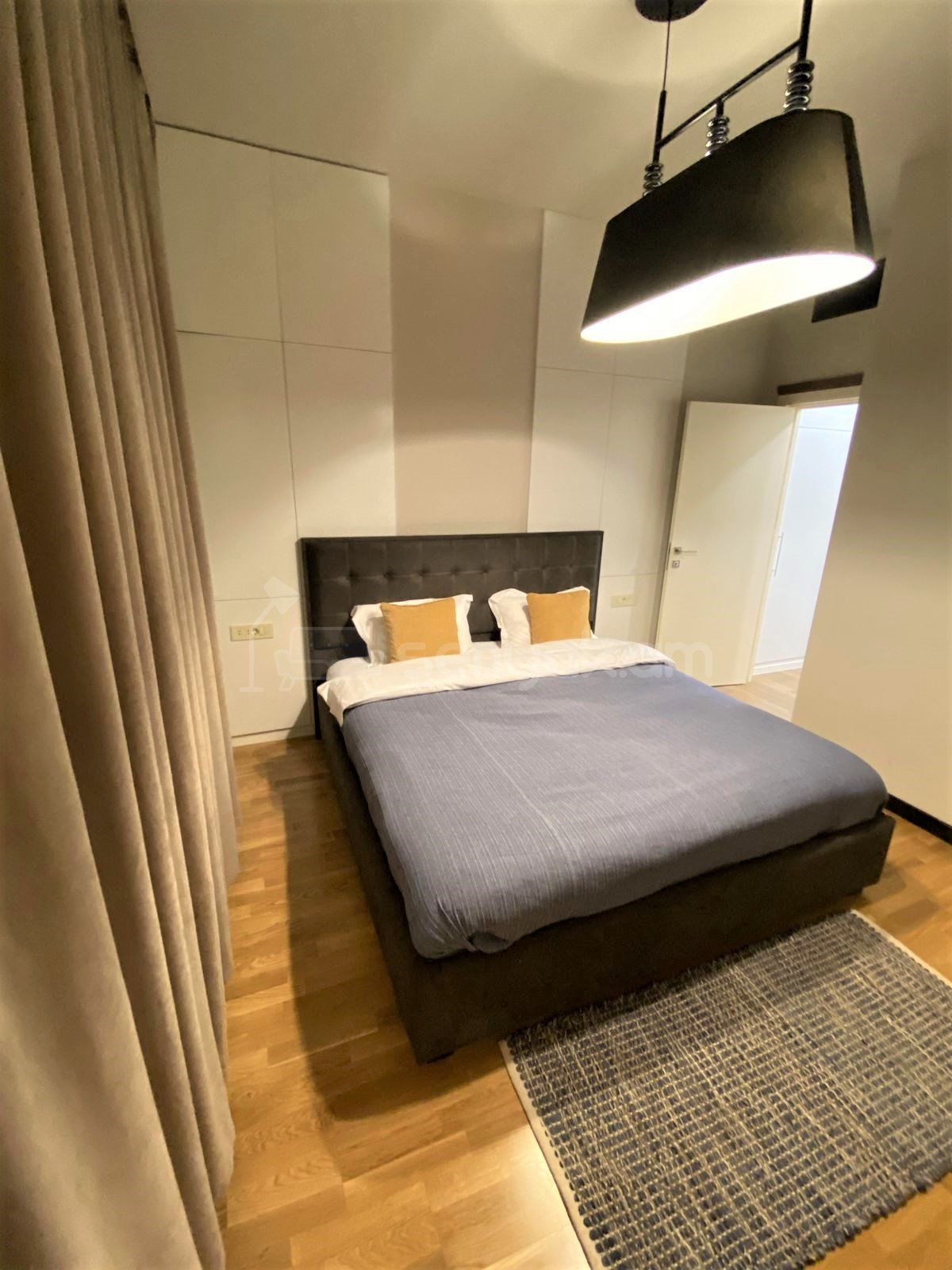 2 Սենյականոց Բնակարան Նորակառույց Քարե Շենքում, 40քմ, 1/3 հարկ, Կապիտալ Վերանորոգված, Կահավորված