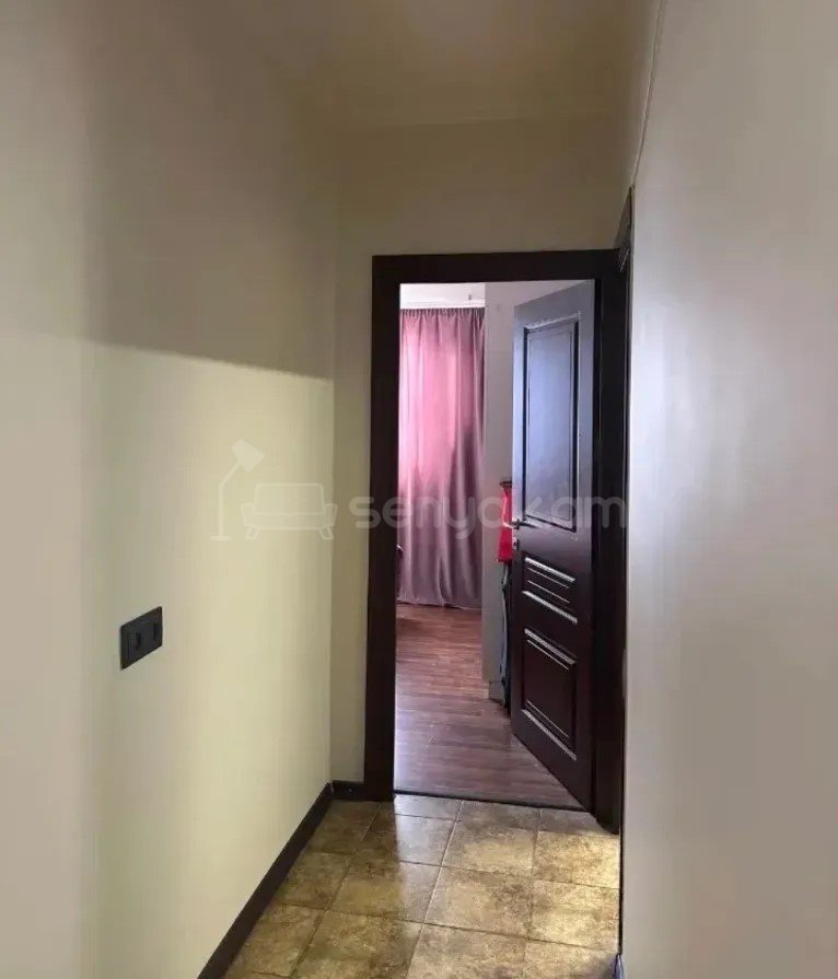 3 Սենյականոց Բնակարան, 68քմ, 2/12 հարկ, Կապիտալ Վերանորոգված