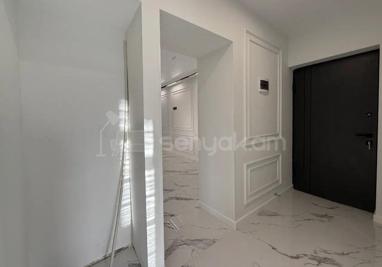 3 Սենյականոց Բնակարան Քարե Շենքում, 75քմ, 3/5 հարկ, Կապիտալ Վերանորոգված