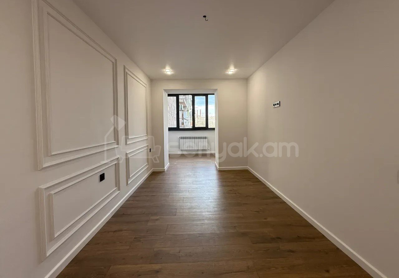 3 Սենյականոց Բնակարան Քարե Շենքում, 75քմ, 3/5 հարկ, Կապիտալ Վերանորոգված