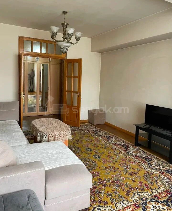 2 Սենյականոց Բնակարան, 70քմ, 3/9 հարկ, Նորմալ Վիճակում