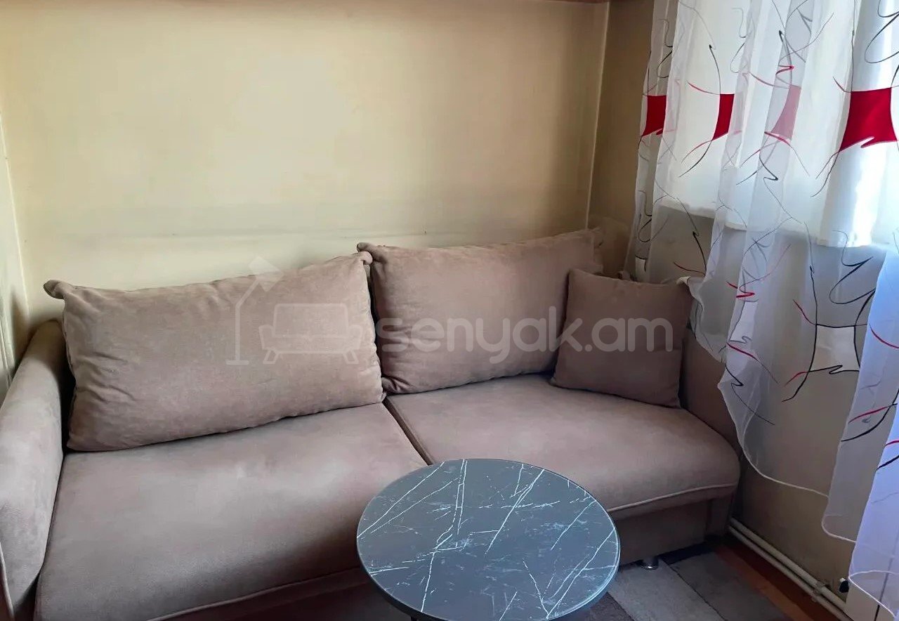 2 Սենյականոց Բնակարան, 70քմ, 3/9 հարկ, Նորմալ Վիճակում