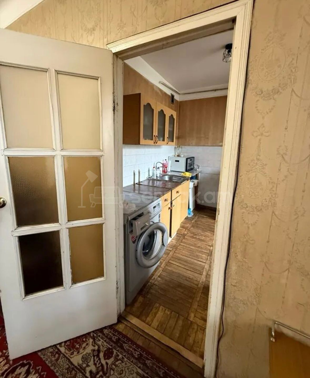 3 Սենյականոց Բնակարան Քարե Շենքում, 80քմ, 4/5 հարկ, Նորմալ Վիճակում