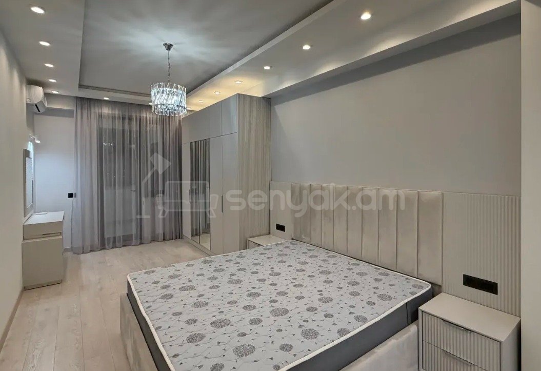 3 Սենյականոց Բնակարան Նորակառույցում, 125քմ, 9/18 հարկ, Դիզայներական Վերանորոգված, Կահավորված, Արևկող