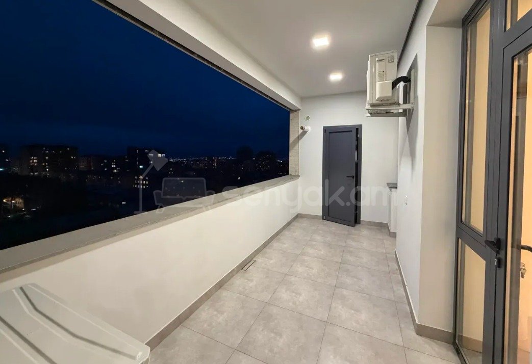 3 Սենյականոց Բնակարան Նորակառույցում, 125քմ, 9/18 հարկ, Դիզայներական Վերանորոգված, Կահավորված, Արևկող