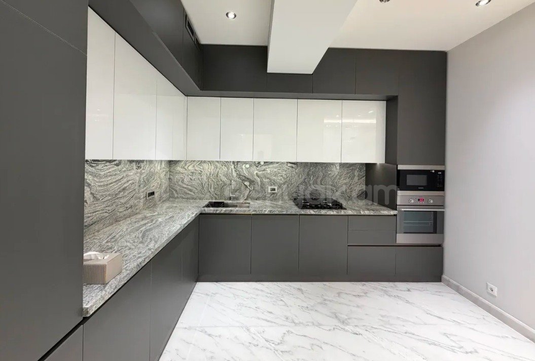 3 Սենյականոց Բնակարան Նորակառույցում, 125քմ, 9/18 հարկ, Դիզայներական Վերանորոգված, Կահավորված, Արևկող