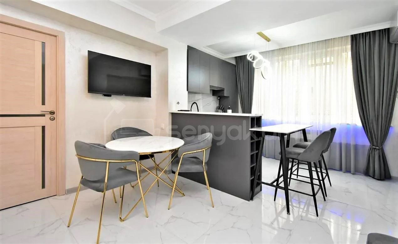 2 Սենյականոց Բնակարան, 44քմ, 2/5 հարկ, Կապիտալ Վերանորոգված, Կահավորված