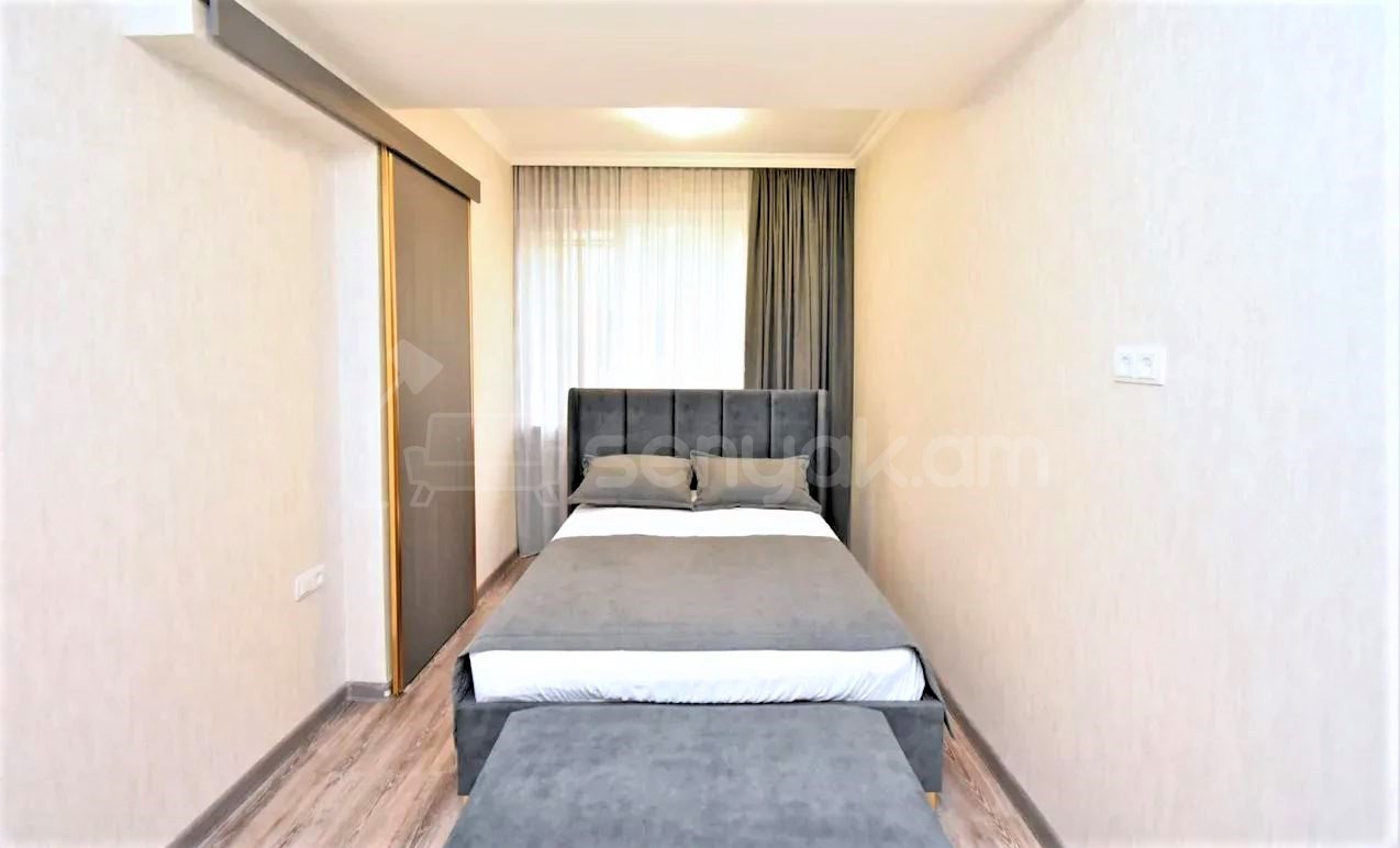 2 Սենյականոց Բնակարան, 44քմ, 2/5 հարկ, Կապիտալ Վերանորոգված, Կահավորված