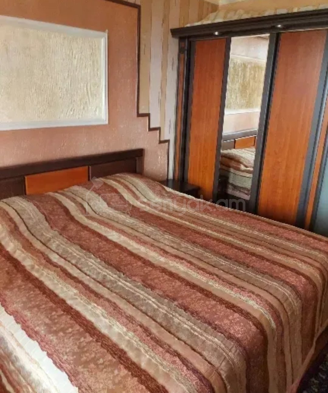 3 Սենյականոց Բնակարան Քարե Շենքում, 84քմ, 5/5 հարկ, Նորմալ Վիճակում