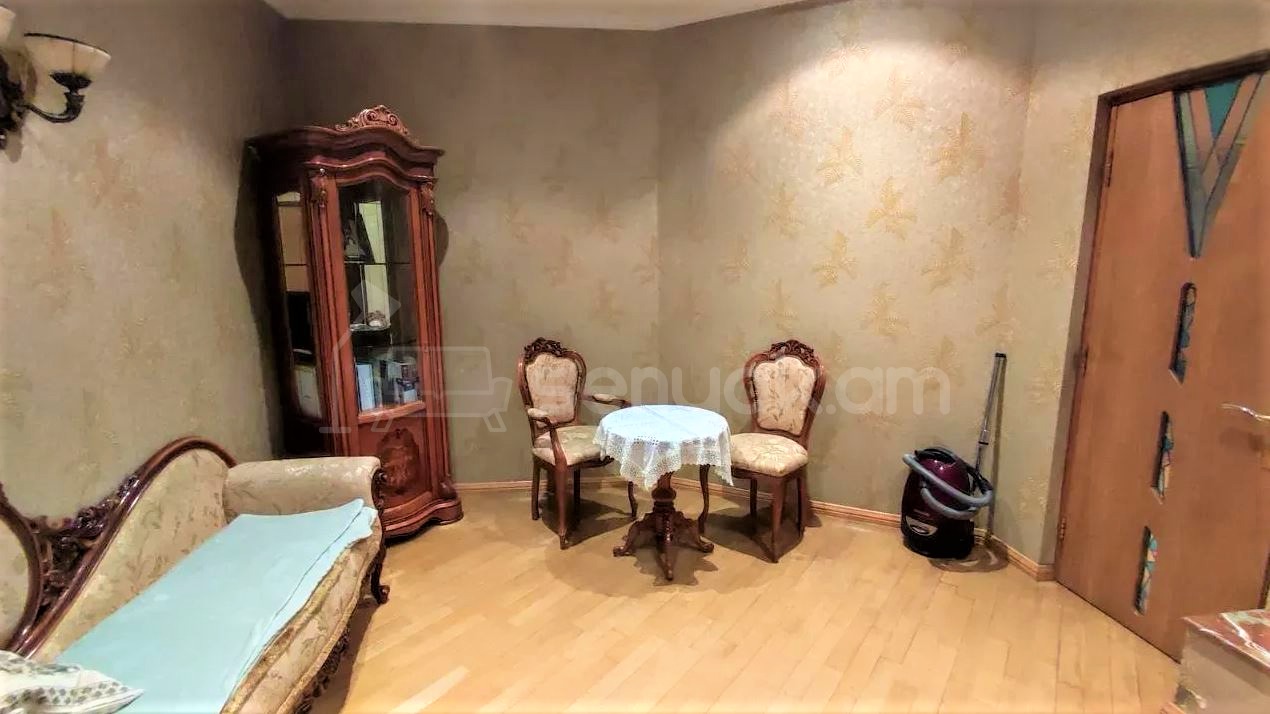 4 Սենյականոց Բնակարան Նորակառույց Քարե Շենքում, 210քմ, 6/7 հարկ, Կապիտալ Վերանորոգված