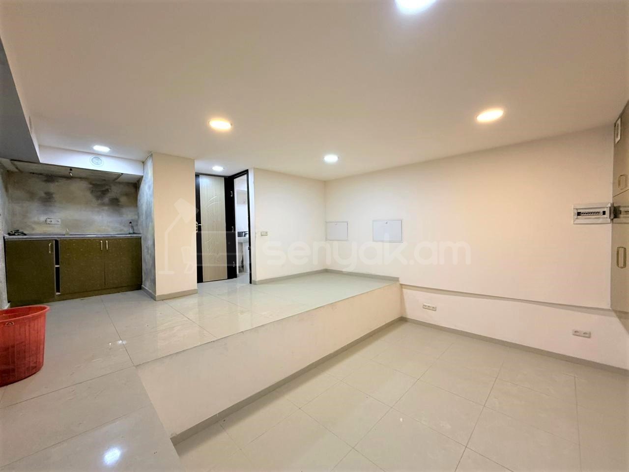 Առևտրի Տարածք, 80քմ, Կապիտալ Վերանորոգված