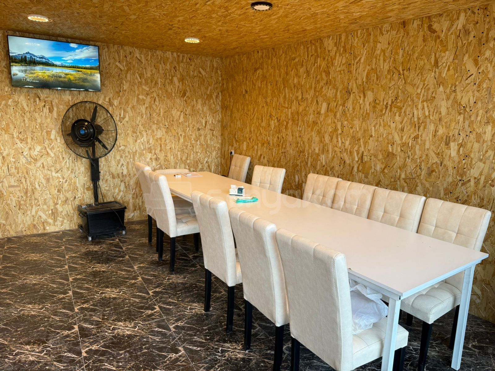 2 Սենյականոց Ամառանոց, 200քմ, Լողավազանով