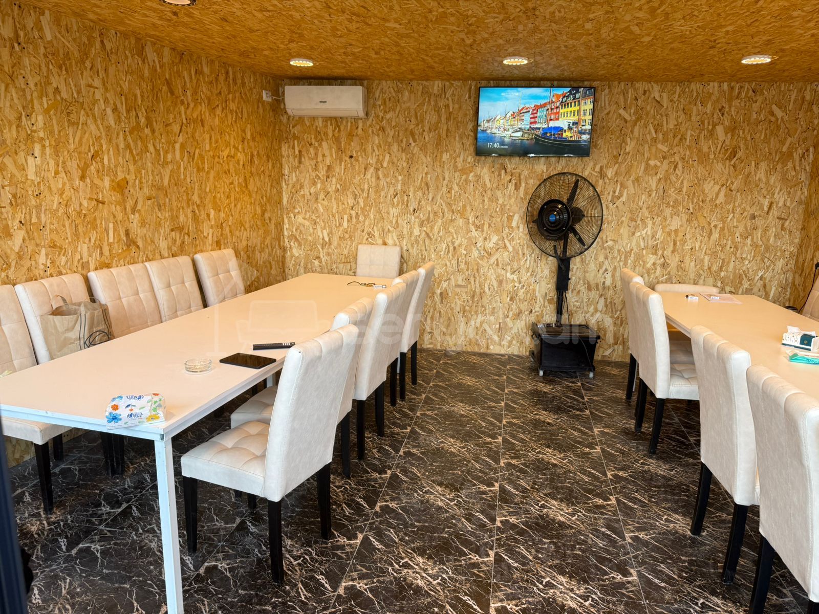 2 Սենյականոց Ամառանոց, 200քմ, Լողավազանով