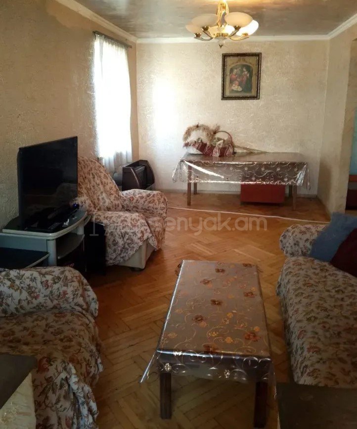 2 Սենյականոց Բնակարան, 51քմ, 2/5 հարկ, Կոսմետիկ Վերանորոգված