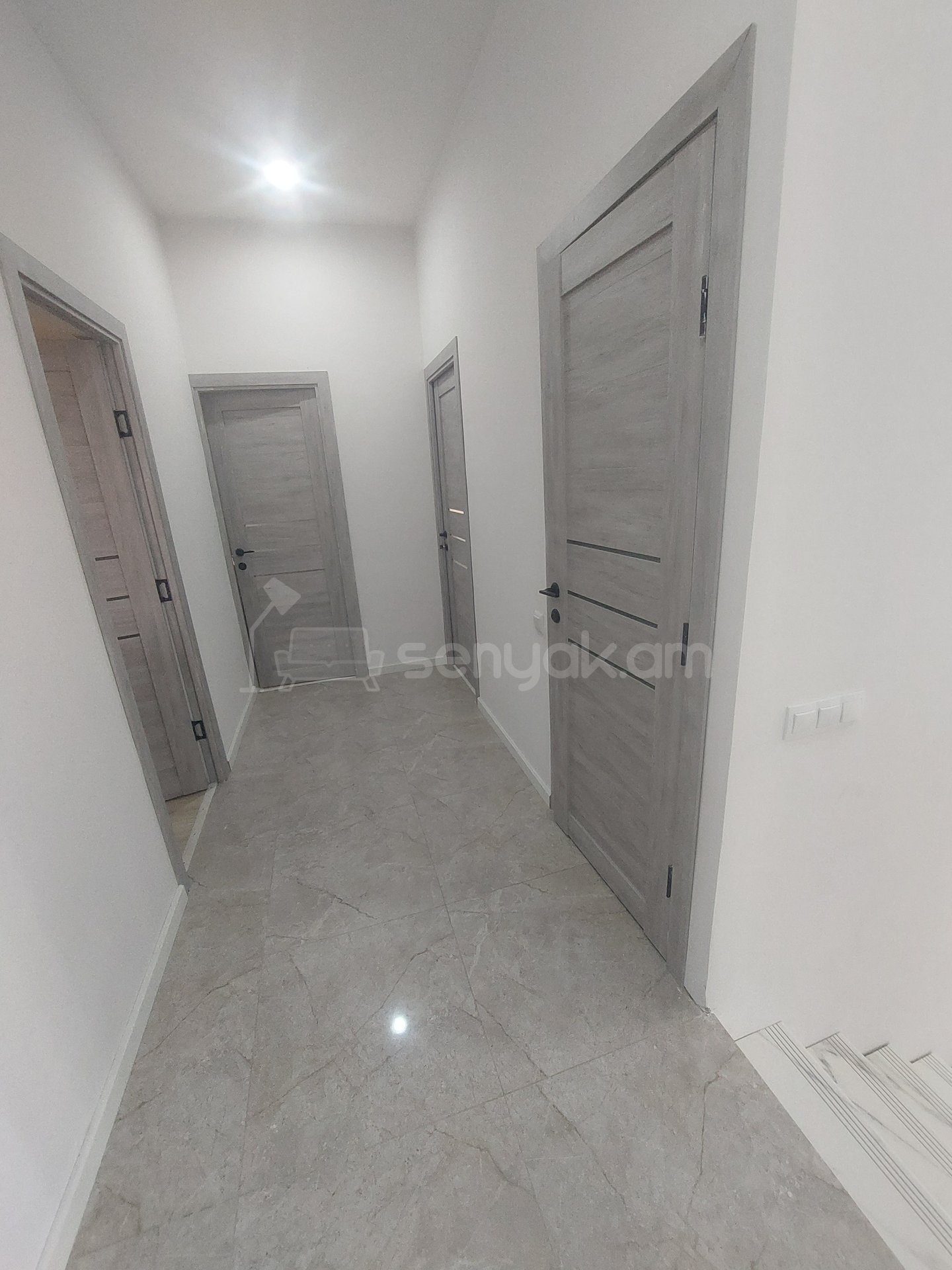 5 Սենյականոց Սեփական Տուն, 160քմ, Կապիտալ Վերանորոգված