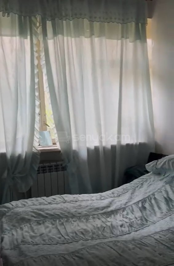 3 Սենյականոց Բնակարան Քարե Շենքում, 75քմ, 1/5 հարկ, Նորմալ Վիճակում