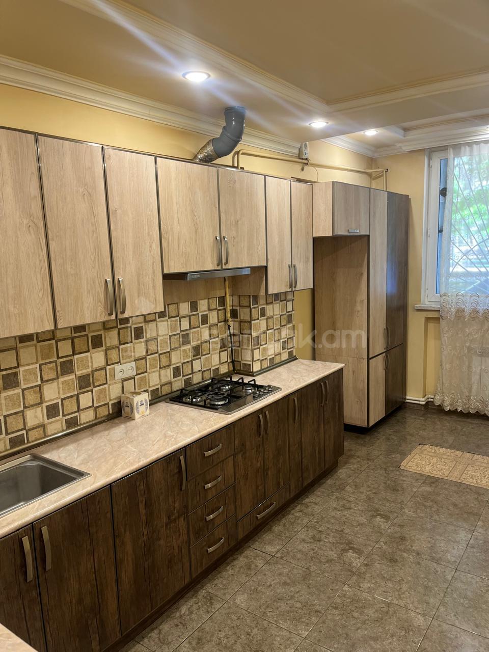 2 Սենյականոց Բնակարան, 67քմ, 1/10 հարկ, Նորմալ Վիճակում