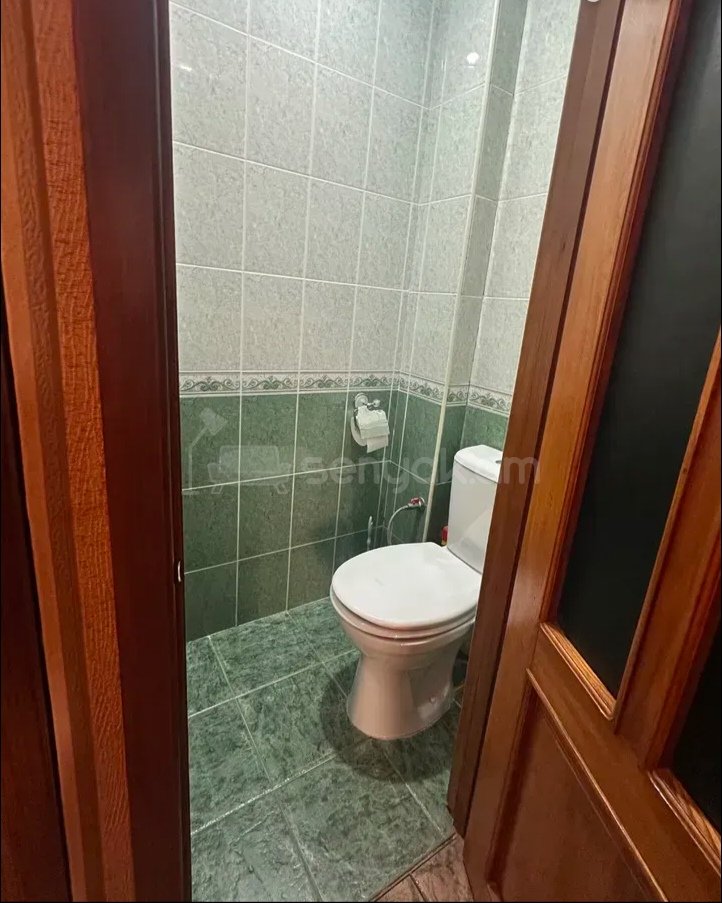 4 Սենյականոց Բնակարան, 100քմ, 2/9 հարկ, Նորմալ Վիճակում, Կահավորված