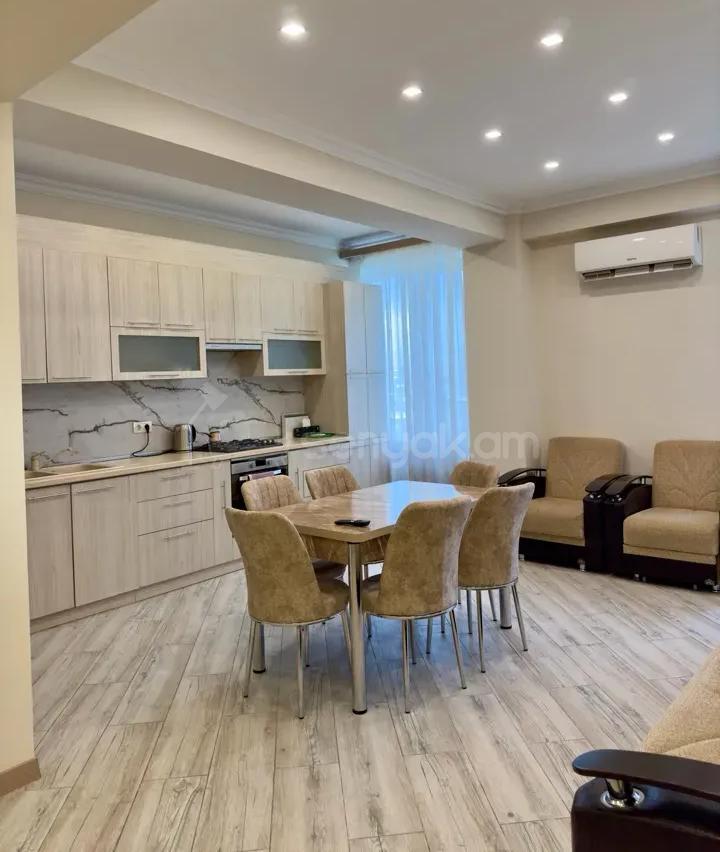 2 Սենյականոց Բնակարան Նորակառույցում, 61քմ, 1/14 հարկ, Կապիտալ Վերանորոգված, Կահավորված, Արևկող