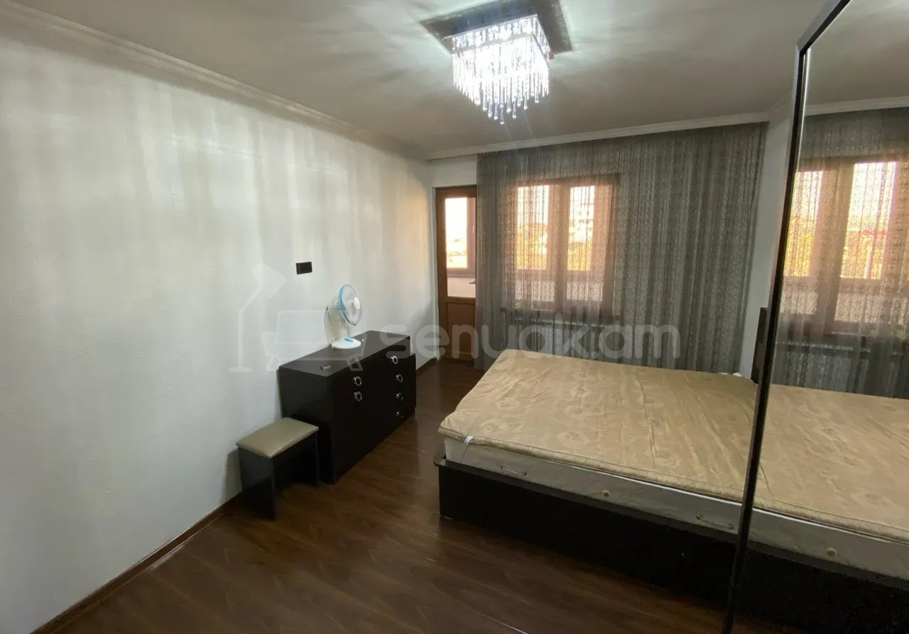 3 Սենյականոց Բնակարան, 96քմ, 9/9 հարկ, Նորմալ Վիճակում, Կահավորված