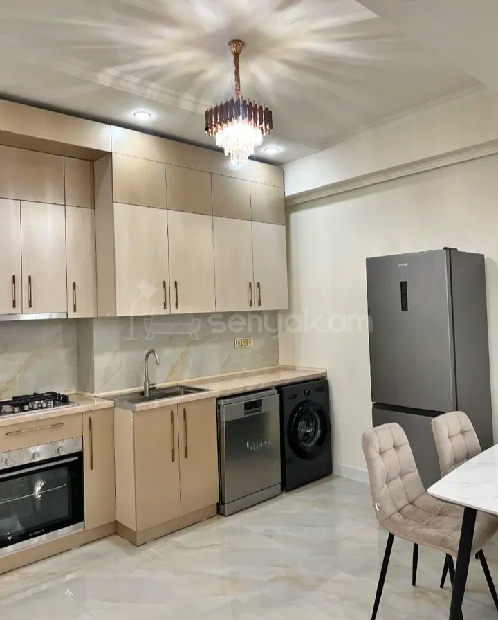 3 Սենյականոց Բնակարան, 80քմ, 2/18 հարկ, Դիզայներական Վերանորոգված, Կահավորված