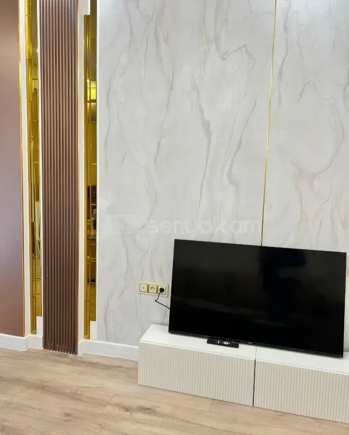 3 Սենյականոց Բնակարան, 80քմ, 2/18 հարկ, Դիզայներական Վերանորոգված, Կահավորված