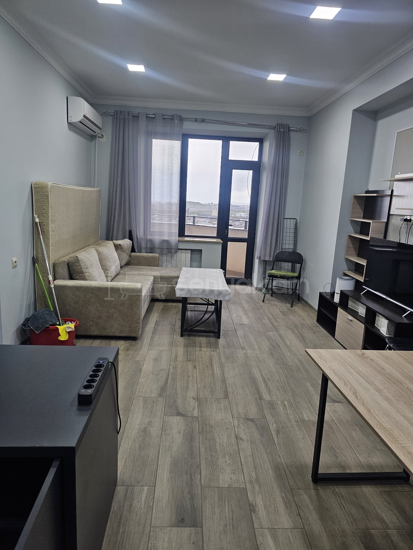 2 Սենյականոց Բնակարան Նորակառույցում, 60քմ, 15/15 հարկ, Կապիտալ Վերանորոգված, Կահավորված