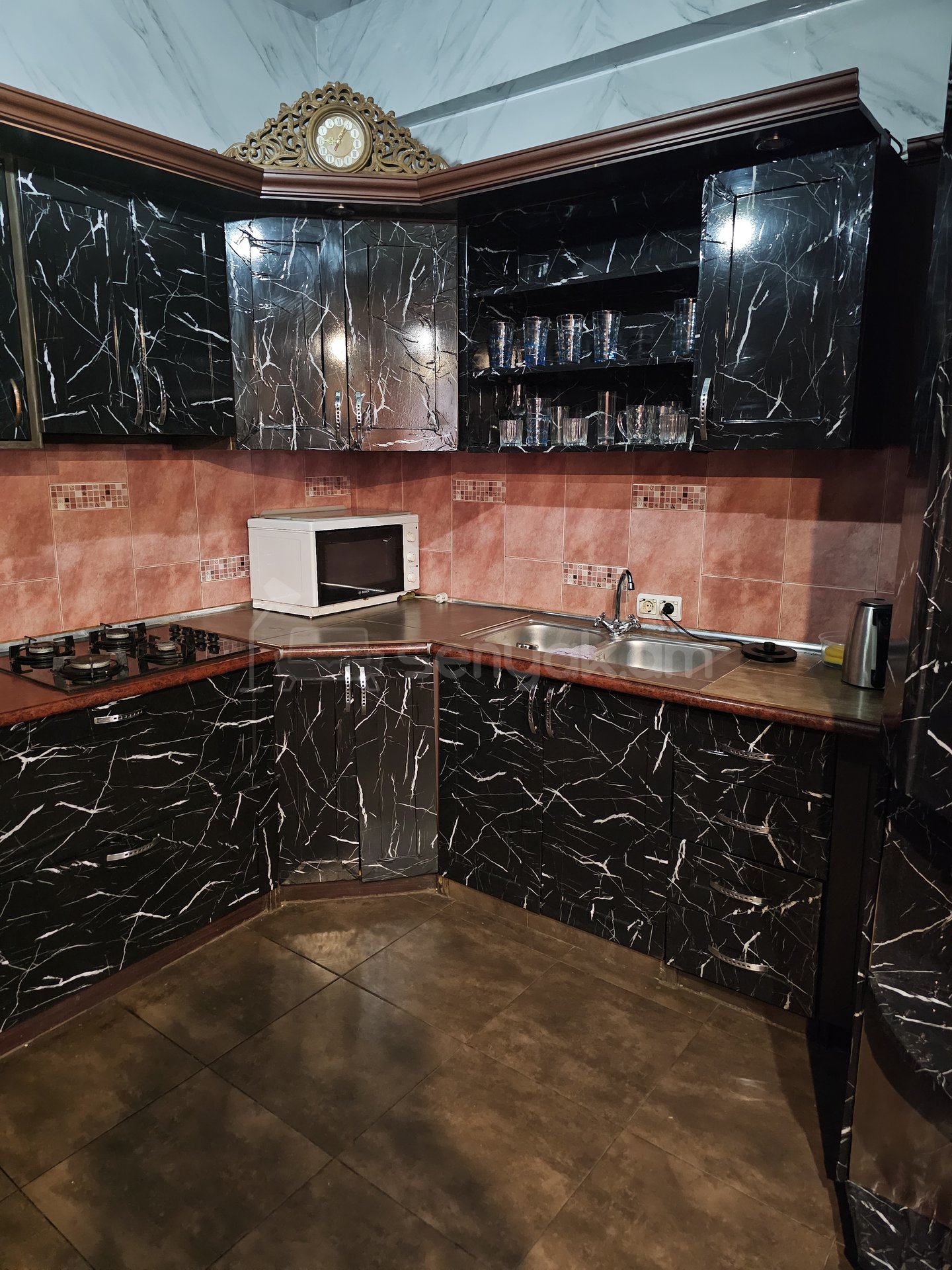 3 Սենյականոց Բնակարան Նորակառույցում, 110քմ, 9/11 հարկ, Կապիտալ Վերանորոգված, Կահավորված