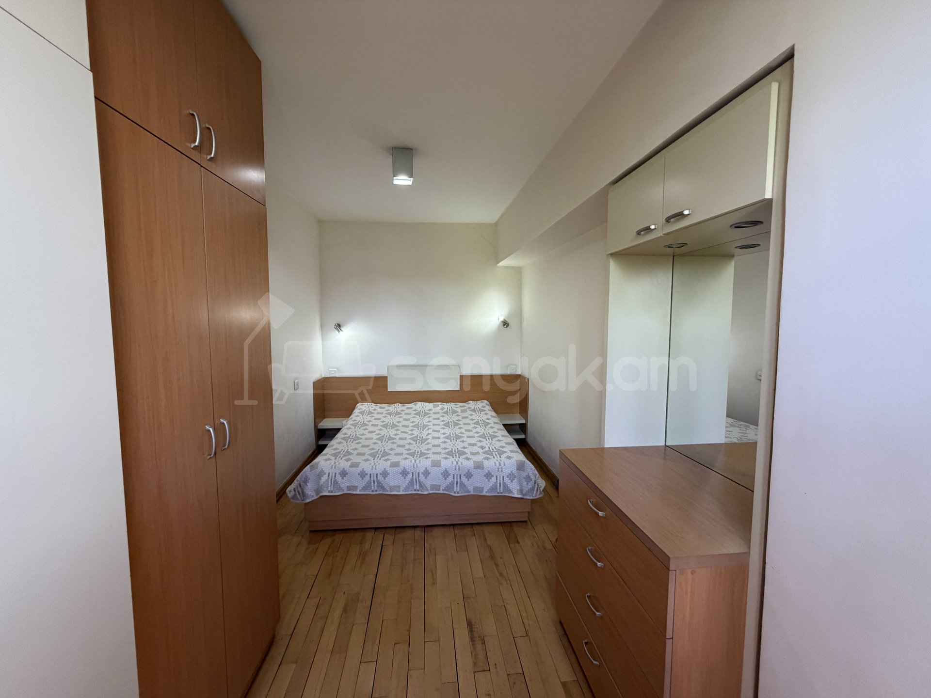 2 Սենյականոց Բնակարան, 50քմ, 6/12 հարկ, Կապիտալ Վերանորոգված, Կահավորված, Արևկող