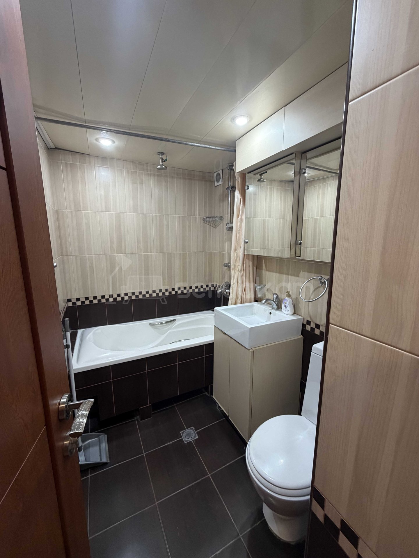 2 Սենյականոց Բնակարան, 50քմ, 6/12 հարկ, Կապիտալ Վերանորոգված, Կահավորված, Արևկող