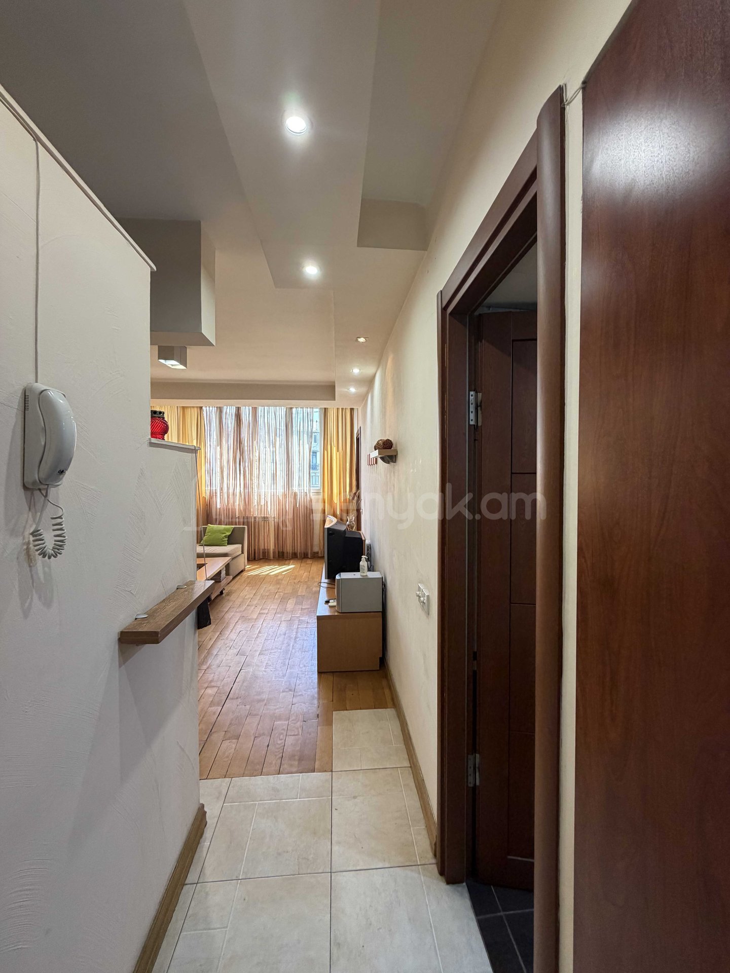 2 Սենյականոց Բնակարան, 50քմ, 6/12 հարկ, Կապիտալ Վերանորոգված, Կահավորված, Արևկող