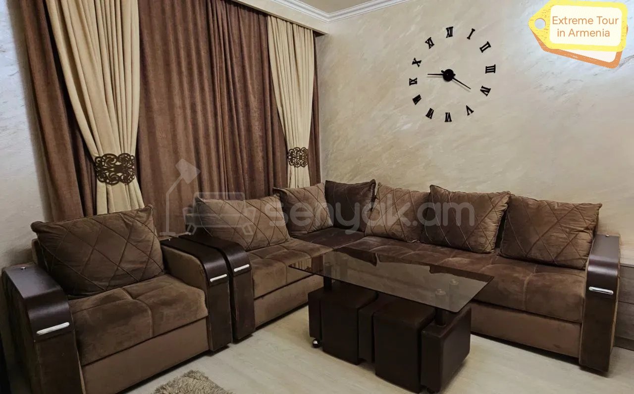 1 Սենյականոց Բնակարան Քարե Շենքում, 32քմ, 4/5 հարկ, Դիզայներական Վերանորոգված, Կահավորված, Արևկող