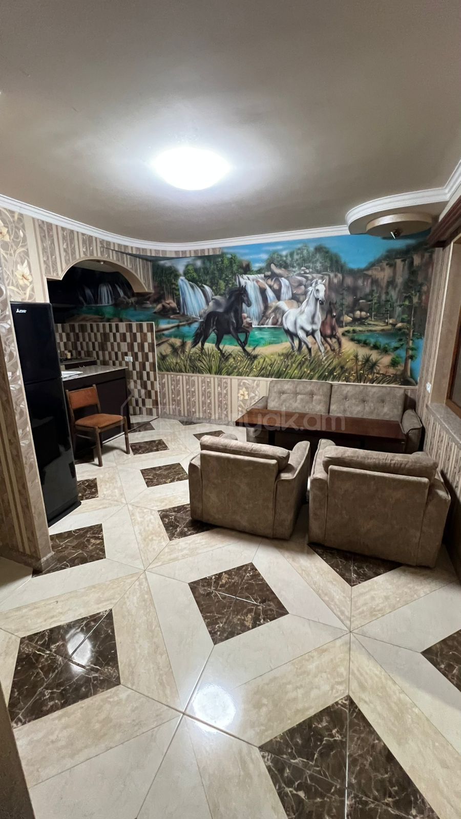 2 Սենյականոց Բնակարան Քարե Շենքում, 40քմ, 1/1 հարկ, Նորմալ Վիճակում, Կահավորված